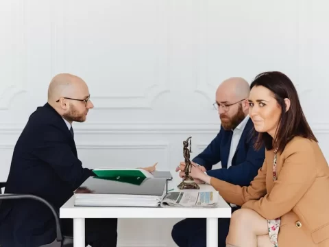 Tư vấn Luật Gia Đình: Giải Pháp Pháp Lý Toàn Diện